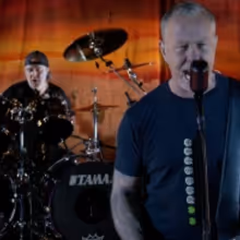 VIDEO: Metallica Performs 'Battery' on THE LATE SHOW WITH STEPHEN COLBERT