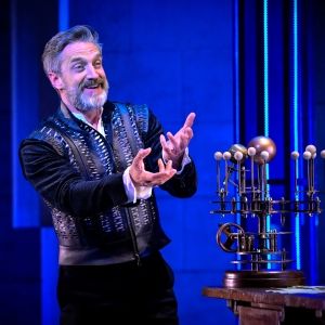 Review: GALILEO At Berkeley Repertory Theatre