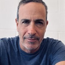 Joseph Vecsey's Stand-Up Series To Return To Bay Street Theater in March