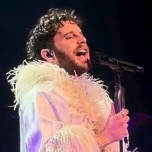Video: Ben Platt Electrifies With A CABARET Classic At Palace Theatre Residency