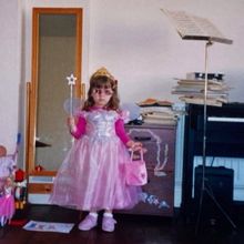 EDINBURGH 2023: Review: MY DAD WEARS A DRESS, Underbelly