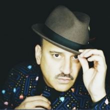 Franklin Stage Co Closes Season with Return of Julian Fleisher and Friends