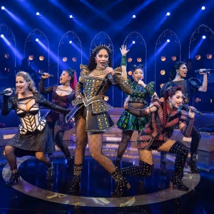 Review: SIX THE MUSICAL at Royal Alexandra Theatre