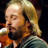 VIDEO: Watch Alfie Boe: The Bring Him Home Tour with The Shows Must Go On- Live at…
