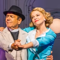 Wake Up With BWW 1/14: ANYTHING GOES With Sutton Foster Comes to US Cinemas, and…