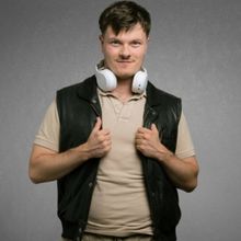 TV: Hablamos con Andoni García sobre su incorporación a ATRAPADAS EN LA OFI