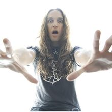 Los Angeles Musician Robbie Gennet Releases New Album 'Walking The Wire'