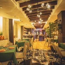 Review: CASA BOND in NoHo for Inspired Mexican Fare in a Wonderful Setting