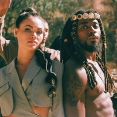 Sin&eacute;ad Harnett & EARTHGANG Release 'Take Me Away' Video