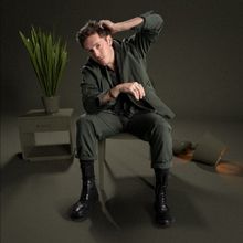 Video: Sam Palladio Releases 'Wake Me Up In Nashville' Music Video