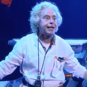 Exclusive: First Look At Cast Of BACK TO THE FUTURE on Tour in Action