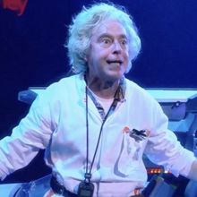 Exclusive: First Look At Cast Of BACK TO THE FUTURE on Tour in Action