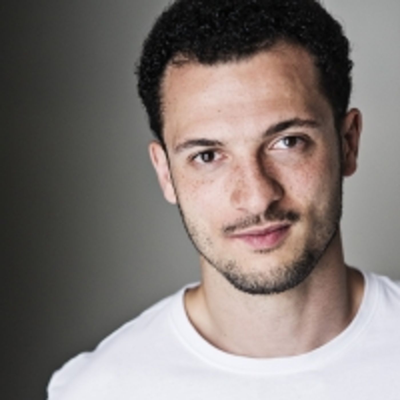 Wake Up With BWW 2/18: Ciara Renee, McKenzie Kurtz, and Ryan McCartan Join FROZEN, and More!  Image