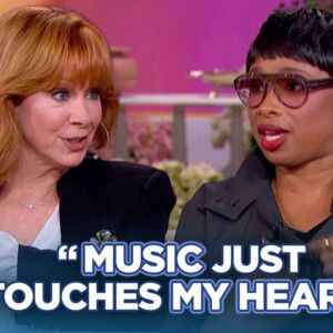 Reba McEntire Spills Secrets From THE VOICE With Jennifer Hudson