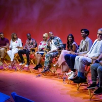 VIDEO: Disney on Broadway Stars Align Onstage at the New Amsterdam Theatre