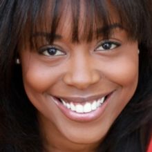 Interview: Lyric Lewis Attending to LARRY GROUNDLINGS DDS, Her New Projects & Mom-ing