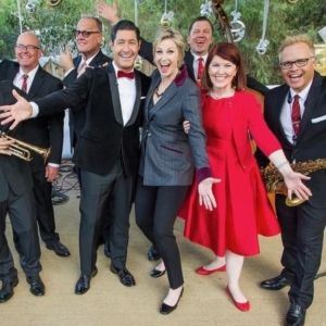 JANE LYNCH'S A SWINGIN' LITTLE CHRISTMAS is Coming to Patchogue Theatre