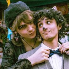 Buzzy, Trans Indie-punk Duo Um, Jennifer? Announce 'The Girl Class' EP; Share 'Glamou