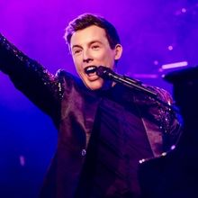 Review: LIAM COOPER'S KING OF THE KEYS at Crown Theatre