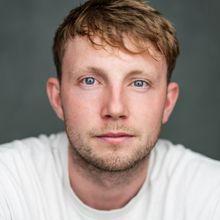 Review: CHANGING THE SHEETS at Origin Theatre