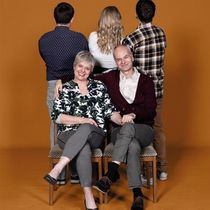 Review: DIE LIEBEN ELTERN at Boulevardtheater Bremen