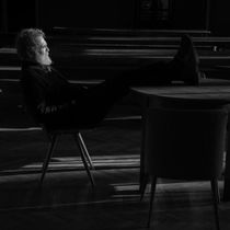ONCE Writer Glen Hansard Unveils Release Date for Volume 2 of New Live Album
