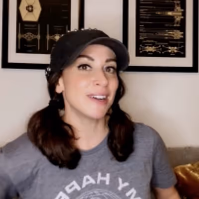 Living Room Concerts: Lesli Margherita Sings An 'Umbrella Medley'