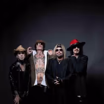 MÖTLEY CRÜE to Return to The Colosseum at Caesars Palace