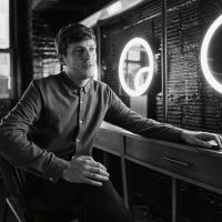 Interview: Comedian Alex Edelman on Judaism, Internet Hate and his new show JUST FOR…