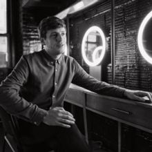 Interview: Comedian Alex Edelman on Judaism, Internet Hate and his new show JUST FOR 