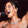 Video: Nicole Scherzinger Sings 'Maybe This Time' at Carnegie Hall