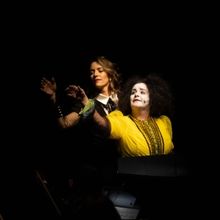 Alondra de la Parra une música y teatro en THE SILENCE OF SOUND