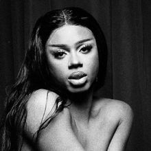 Dev Doee to Make Cabaret Debut With BARE WITH ME at The Laurie Beechman Theater