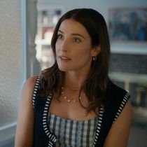 Video: Jimmy Reconnects with Sofi in SHRINKING Sneak Peek Clip