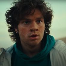 VIDEO: Sam Harding Shares New Video for His Cinematic Pop Single 'Cry'