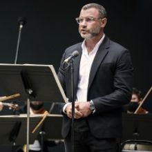 Video & Photos: Liev Schreiber Narrates Orpheus Chamber Orchestra's New Translation…