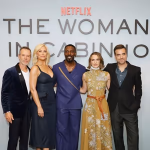 Photos: Hannah Waddingham & Stars at THE WOMAN IN CABIN 10 Premiere