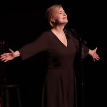 Award Winning Vocalist Celia Berk Releases Holiday EP