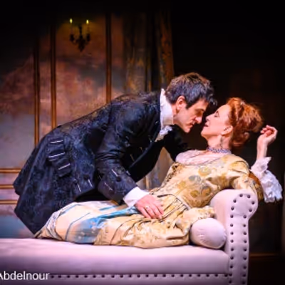Review: LES LIAISONS DANGEREUSES HEATS UP THE STAGE at Schoolhouse Theater
