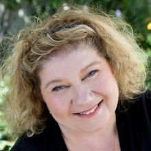 Interview: Andrea Gordon of READING SERIES EXTRAVAGANZA at Magic Theatre