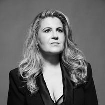 Make ’em Laugh: Romy Teperson’s Distinct Voice As A Comedic Actress