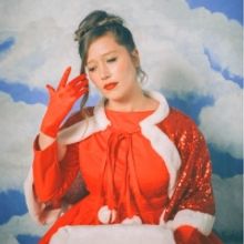 Julia Jacklin Shares New Holiday Single 'baby jesus is nobody's baby now'