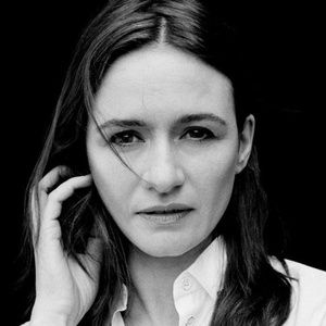 Emily Mortimer, Manny Jacinto, & Thomasin McKenzie Join FALLOUT Series