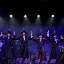 Review: FIDDLER ON THE ROOF at Broadway Palm Dinner Theatre