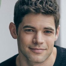 Jeremy Jordan Stops By THE THEATRE PODCAST WITH ALAN SEALES