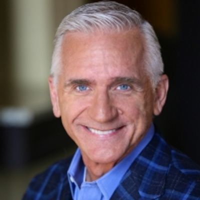BWW Interview: Producing Artistic Director, Mark S. Hoebee Looks to the Future of PAPER MILL PLAYHOUSE