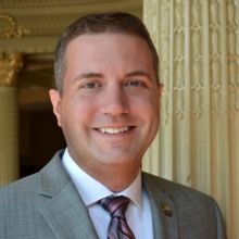 Trinity Rep Executive Director Announces Departure