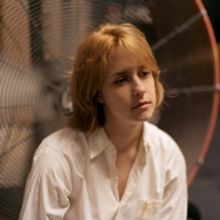 Avalon Emerson Releases Debut Album 'AVALON EMERSON & THE CHARM'