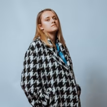 Becky Bowe Shares New Single 'Don't Darken My Door'
