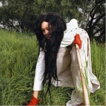 Luna Li Unveils Expansive New Song 'Bon Voyage'